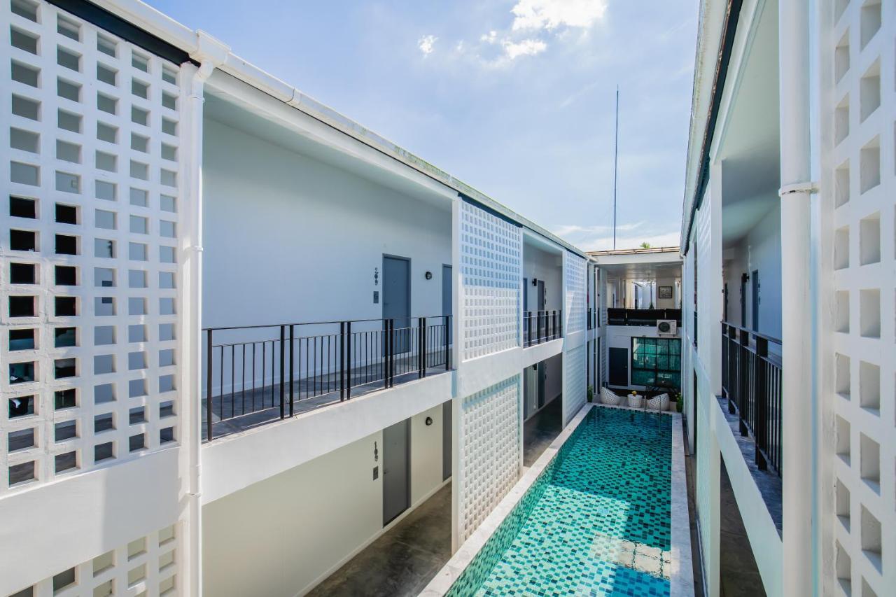 The Rubber Hotel Phuket Thalang Exteriör bild