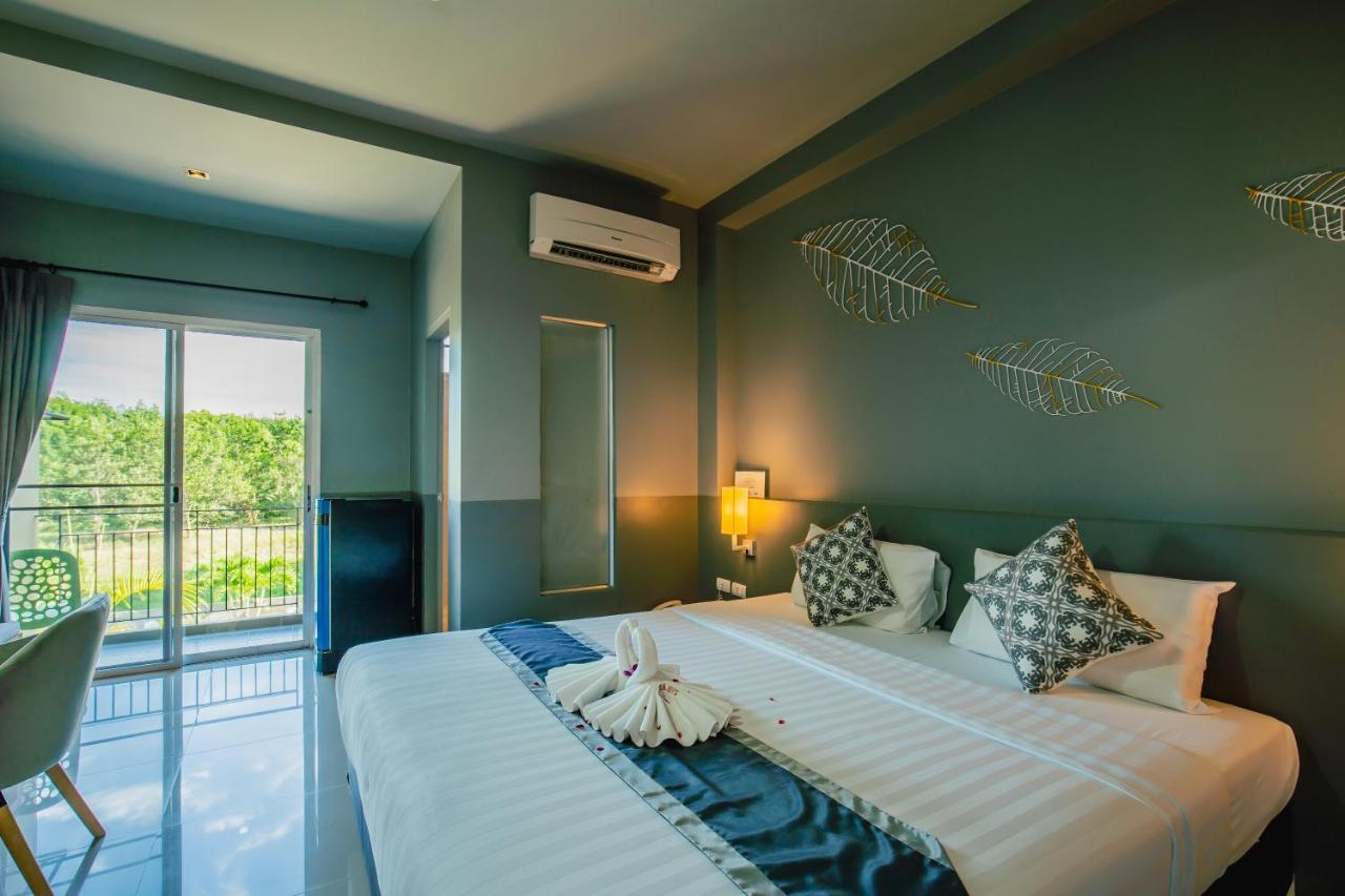 The Rubber Hotel Phuket Thalang Exteriör bild