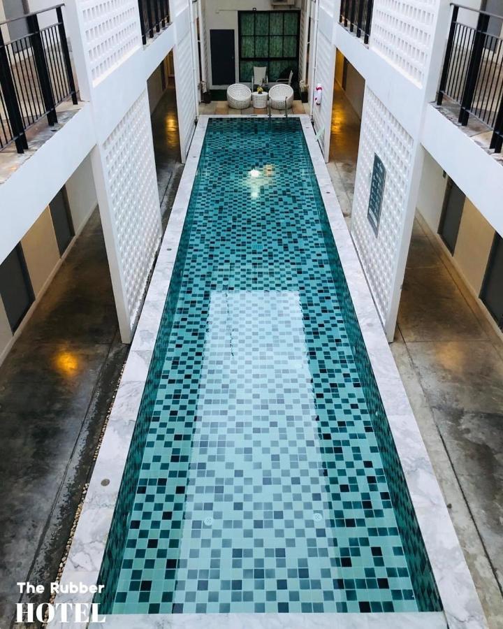 The Rubber Hotel Phuket Thalang Exteriör bild